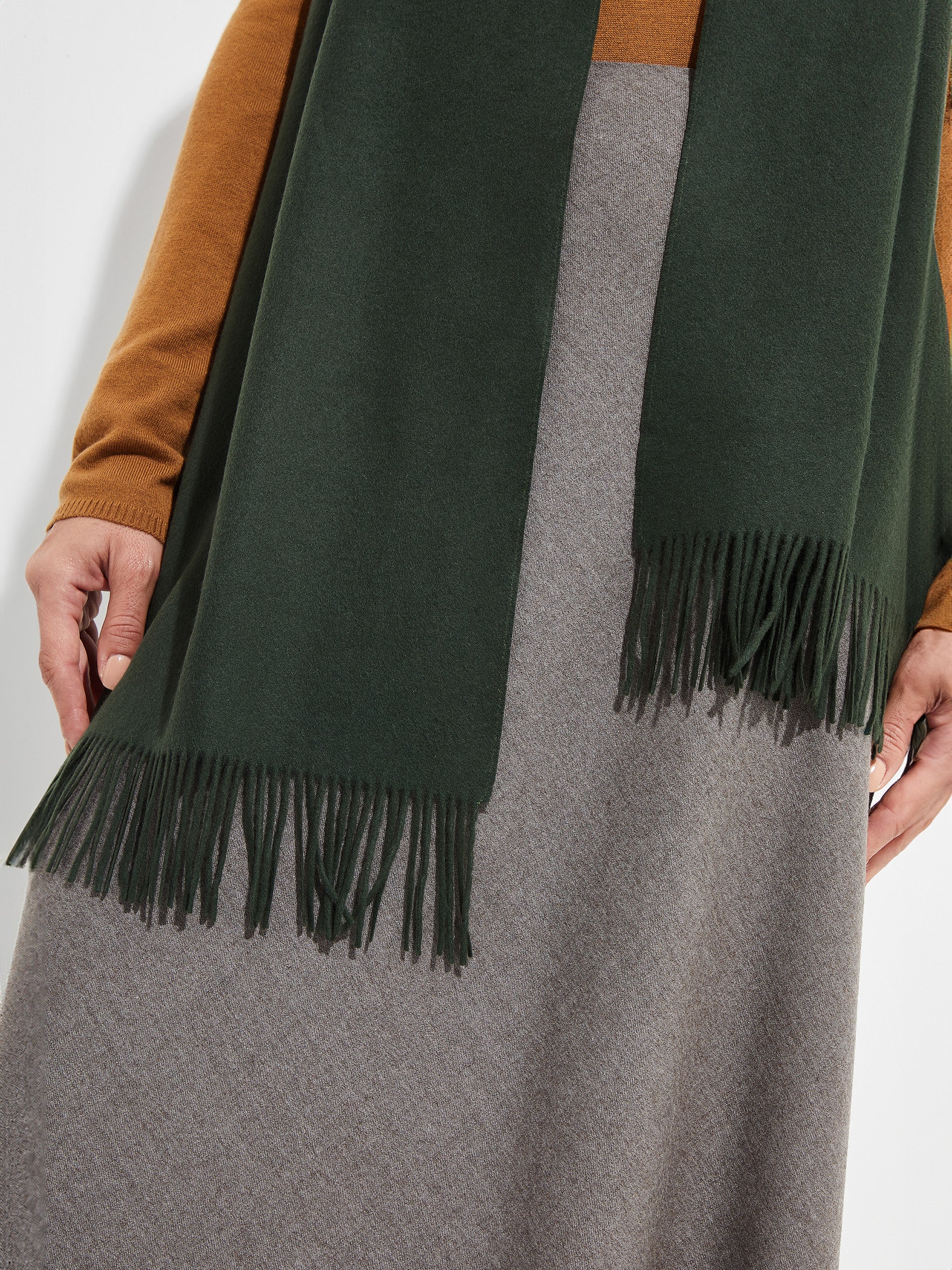 Basel  Vicuña Color Green - Image 5